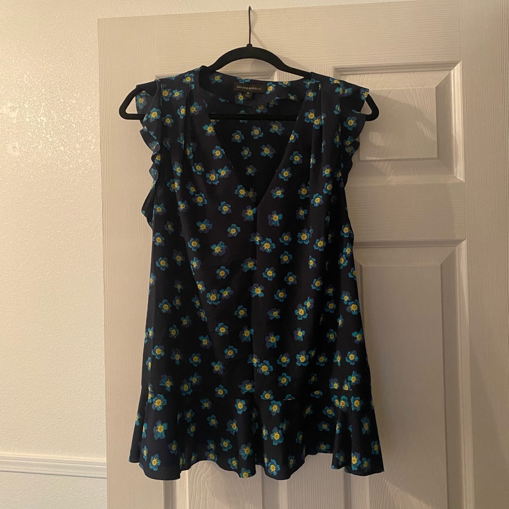 Banana Republic blouse